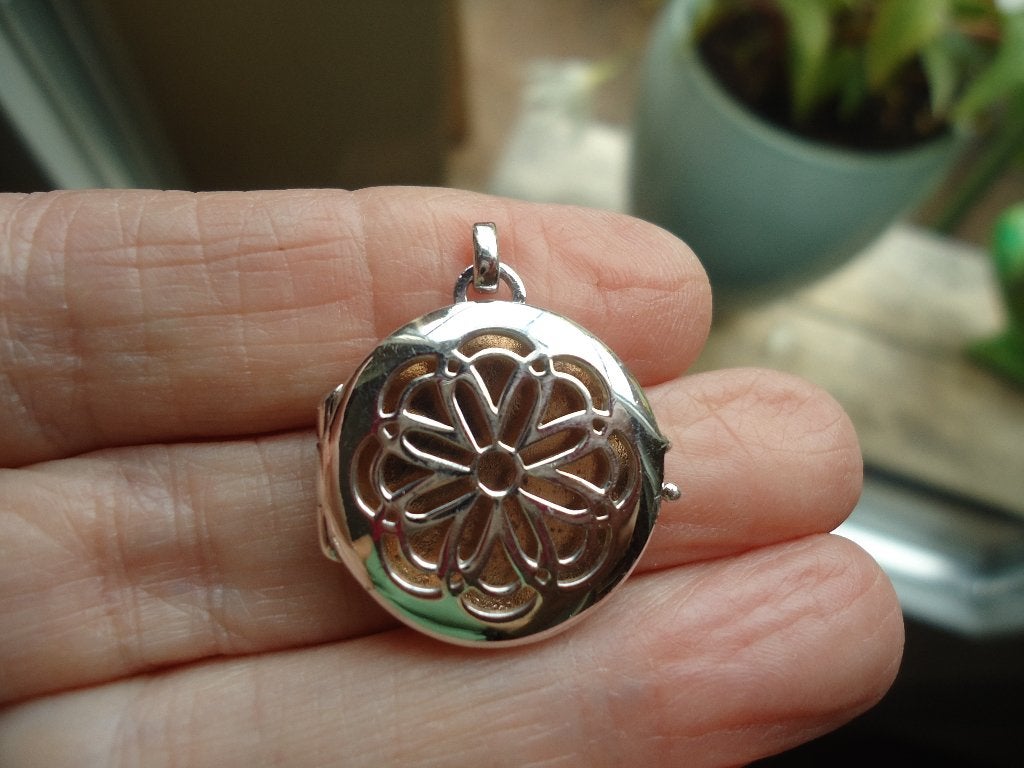mooie echt zilveren medaillon rozegouden binnenkant esprit, Ophalen of Verzenden, Zo goed als nieuw, Zilver, Zilver