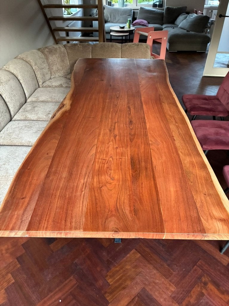 Boomstamtafel Suarhout 240 cm – Stalen Matrixpoot, Huis en Inrichting, Tafels | Eettafels, Ophalen, 100 tot 150 cm, Industrieel met natuurlijke invloeden (Industrial Organic)