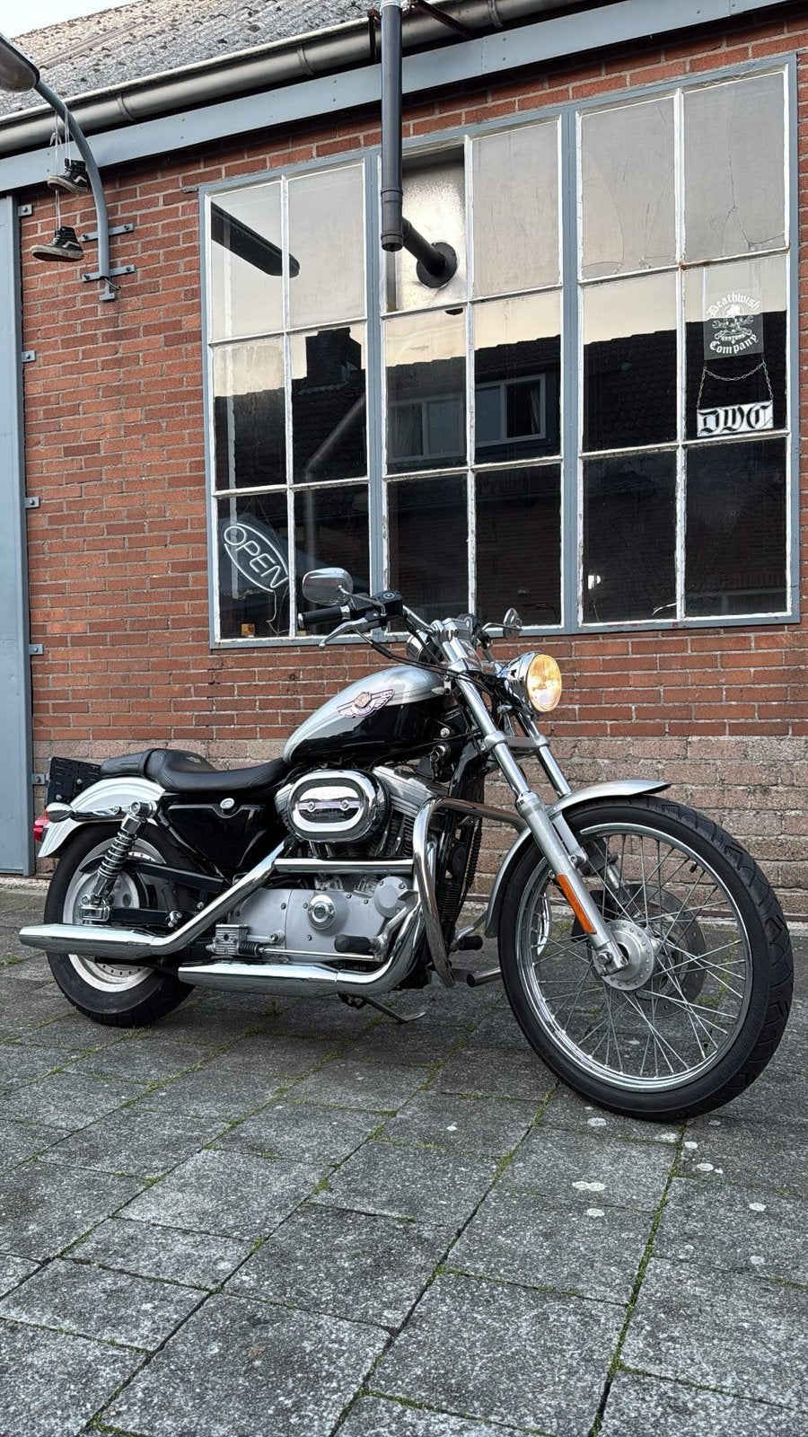 Harley davidson sportster 883 Custom 100th anniversary, Motoren, Motoren | Harley-Davidson, Bedrijf, Chopper