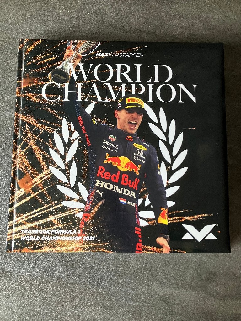 ✅ Max Verstappen 2021 Jaarboek Fanshop Red Bull Racing RB16B, Ophalen of Verzenden, Nieuw, Formule 1