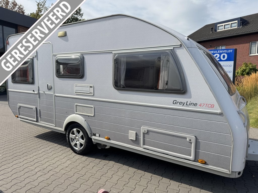 Kip Grey Line Special 47 TCB / aparte bedden / bomvol, Caravans en Kamperen, Kip, Bedrijf, Treinzit, 4 tot 5 meter