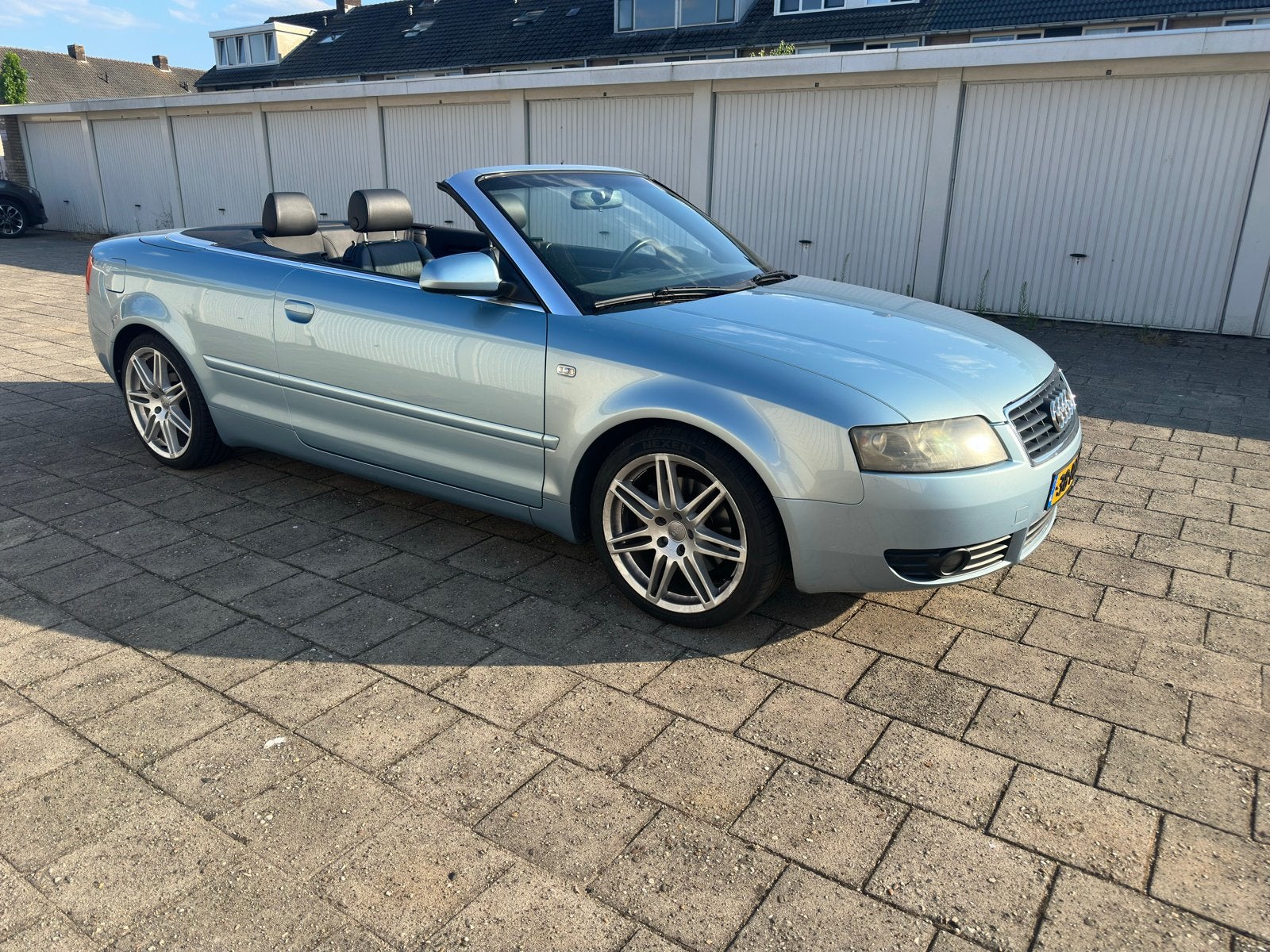 Audi A4 Cabrio 1.8 Turbo Pro Line 163PK 2004 Blauw, Auto's, Audi, Voorwielaandrijving, Zwart, 4 cilinders, Cabriolet