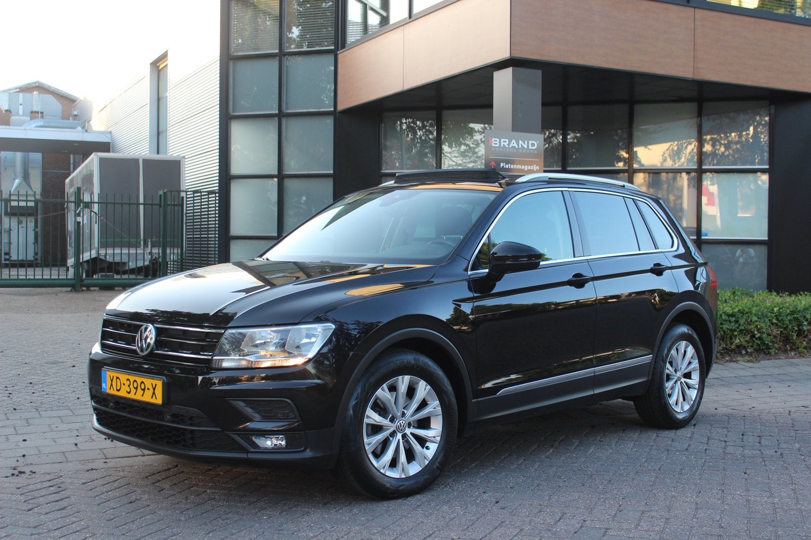 Volkswagen Tiguan 1.5 TSI ACT 150pk 2019 Zwart, Voorwielaandrijving, Stof, Zwart, 4 cilinders