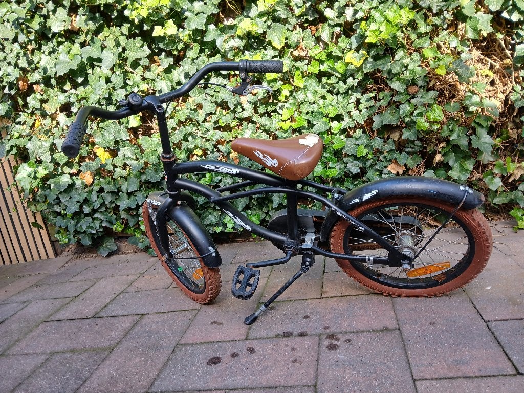 Stoere jongensfiets 16 inch, Fietsen en Brommers, Ophalen, Gebruikt, Velgrem, Handrem