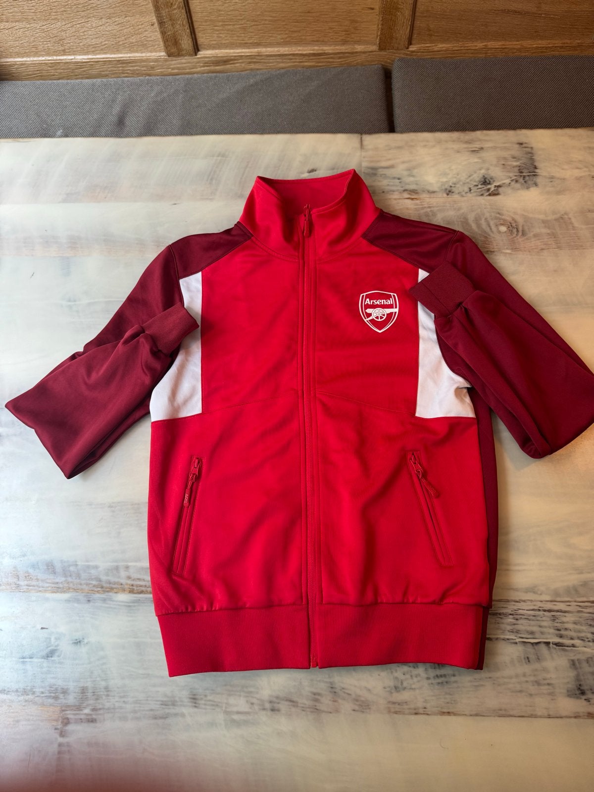 Arsenal Trainingspak Rood - Jasje en Broek, Ophalen of Verzenden, Zo goed als nieuw
