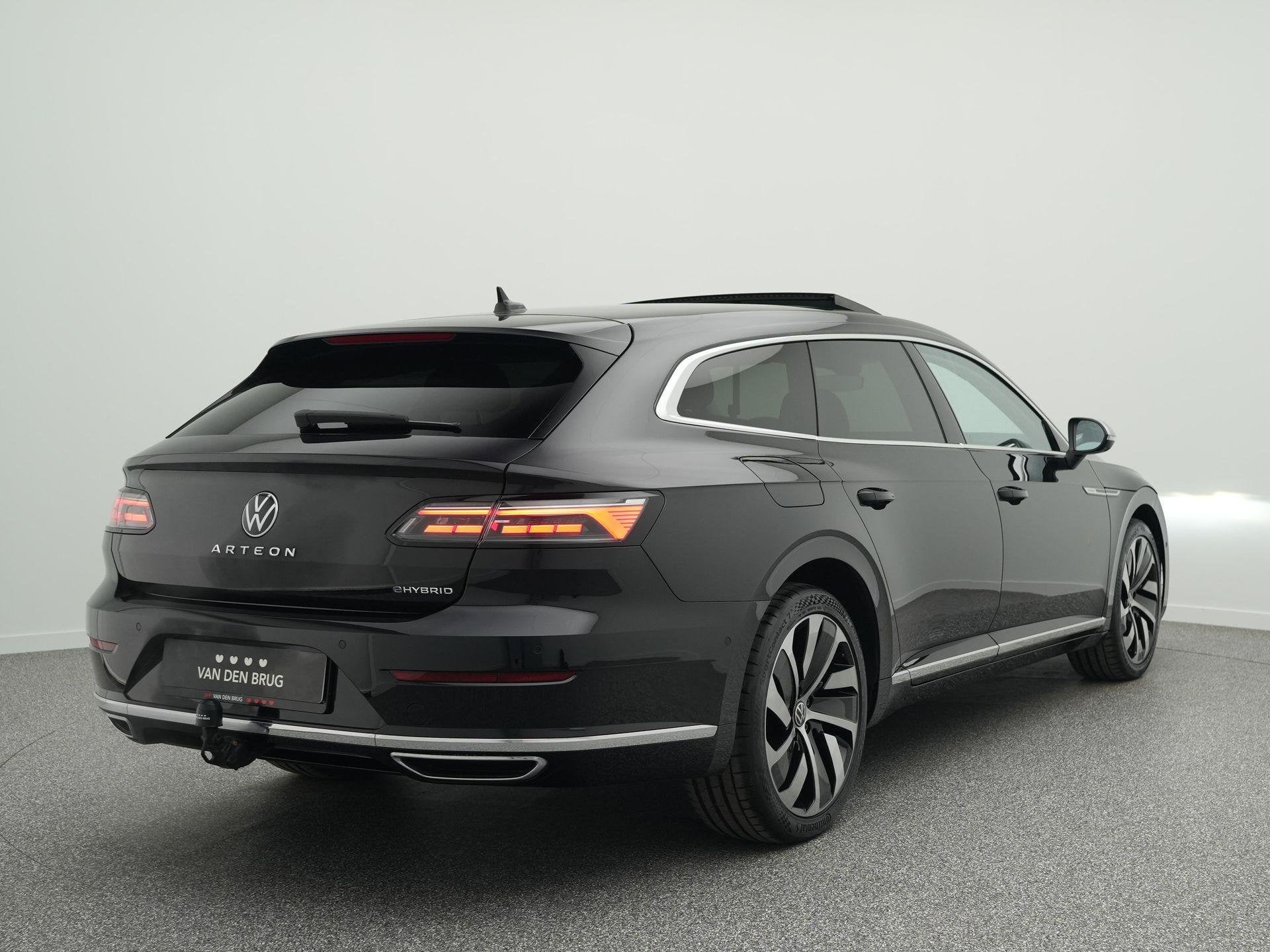Volkswagen Arteon Elegance 1.4 TSI eHybrid 218PK | Panoramad, Auto's, Arteon, 4 cilinders, Zwart, Hybride Elektrisch/Benzine