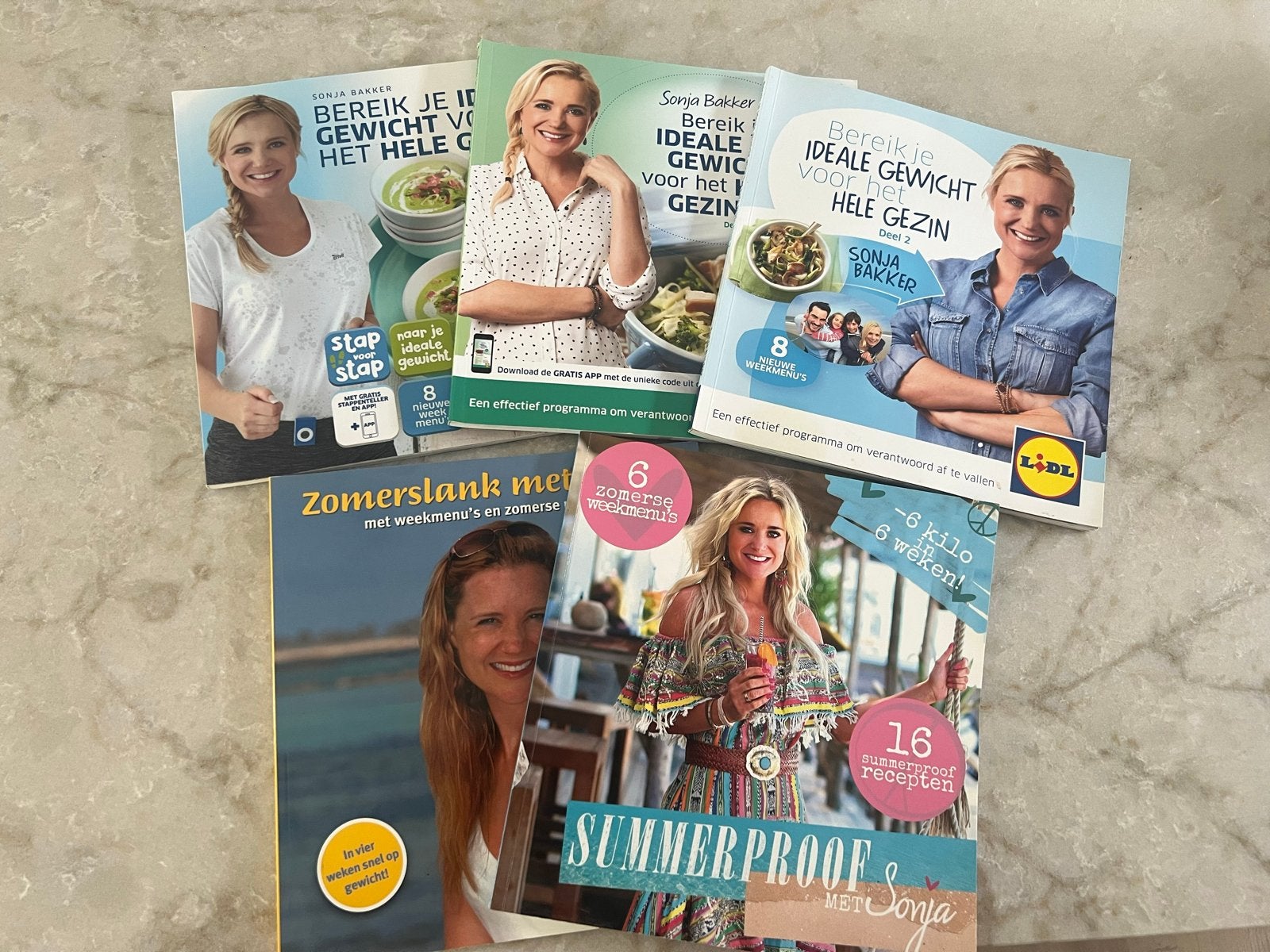 Sonja Bakker dieetboeken - Zomerslank & Ideaal Gewicht, Ophalen of Verzenden, Zo goed als nieuw, Dieet en Voeding