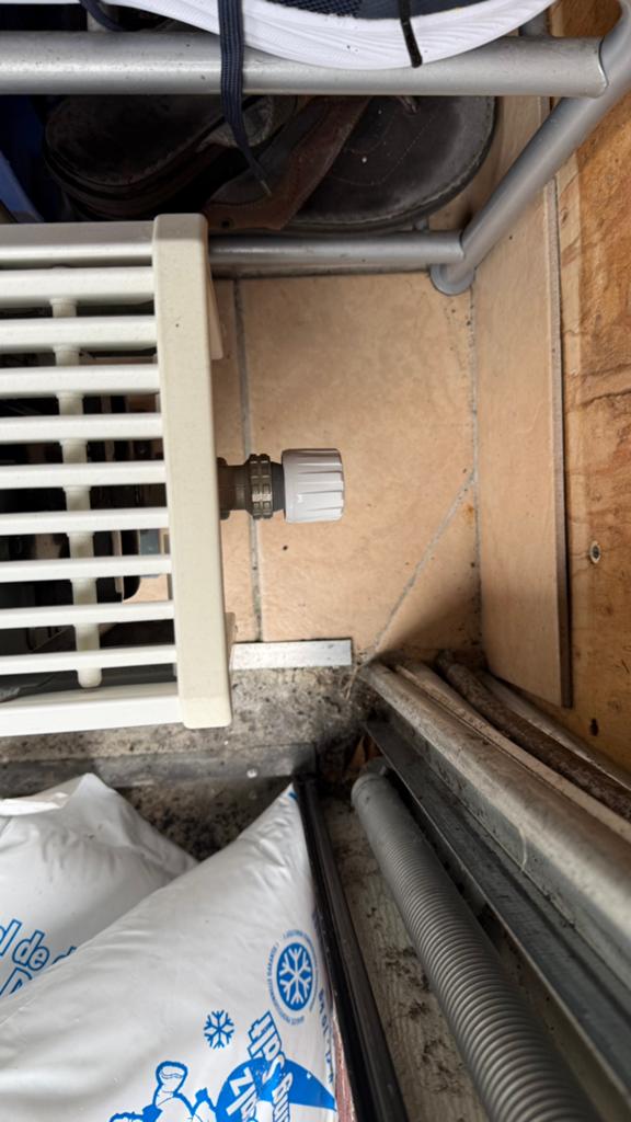 Lage tempratuur radiator, Doe-het-zelf en Verbouw, Verwarming en Radiatoren, 30 tot 80 cm, Hoog rendement (Hr), Radiator, Ophalen of Verzenden