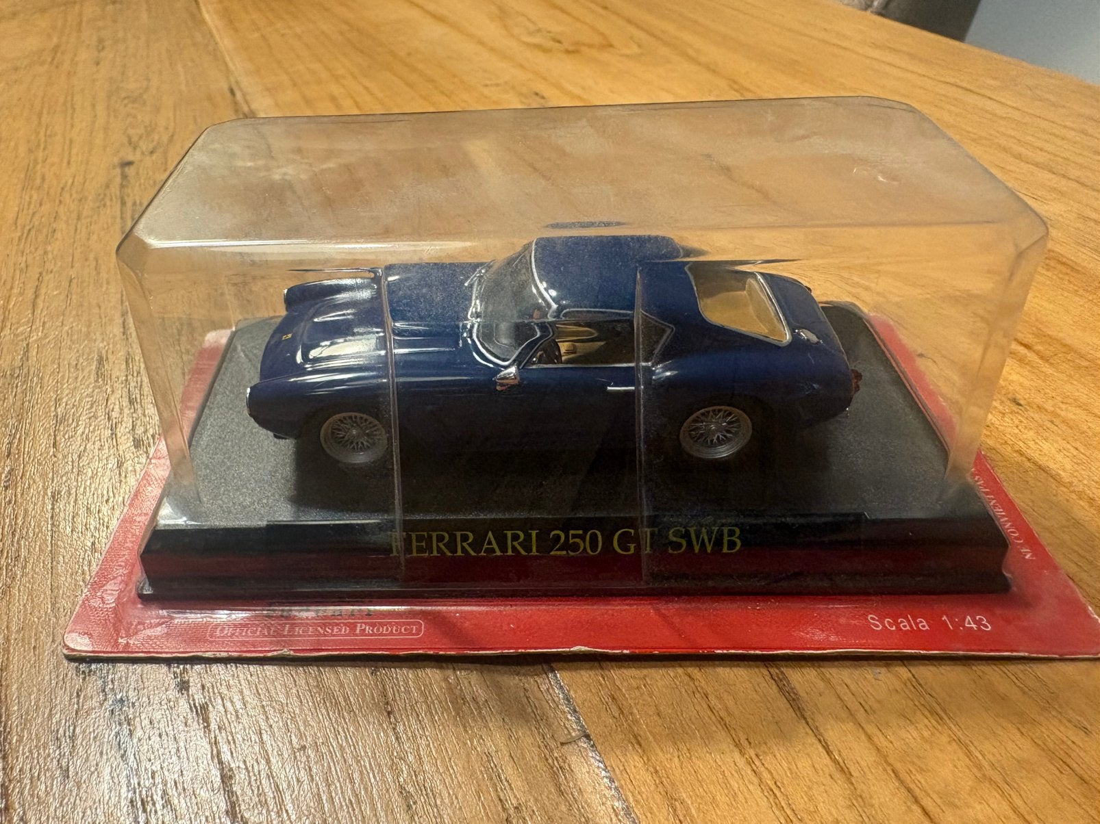 Uit de Ferrari collectie zelf Ferrari 250 GT SWB in blauw, Ophalen of Verzenden, Zo goed als nieuw, Auto, Overige merken