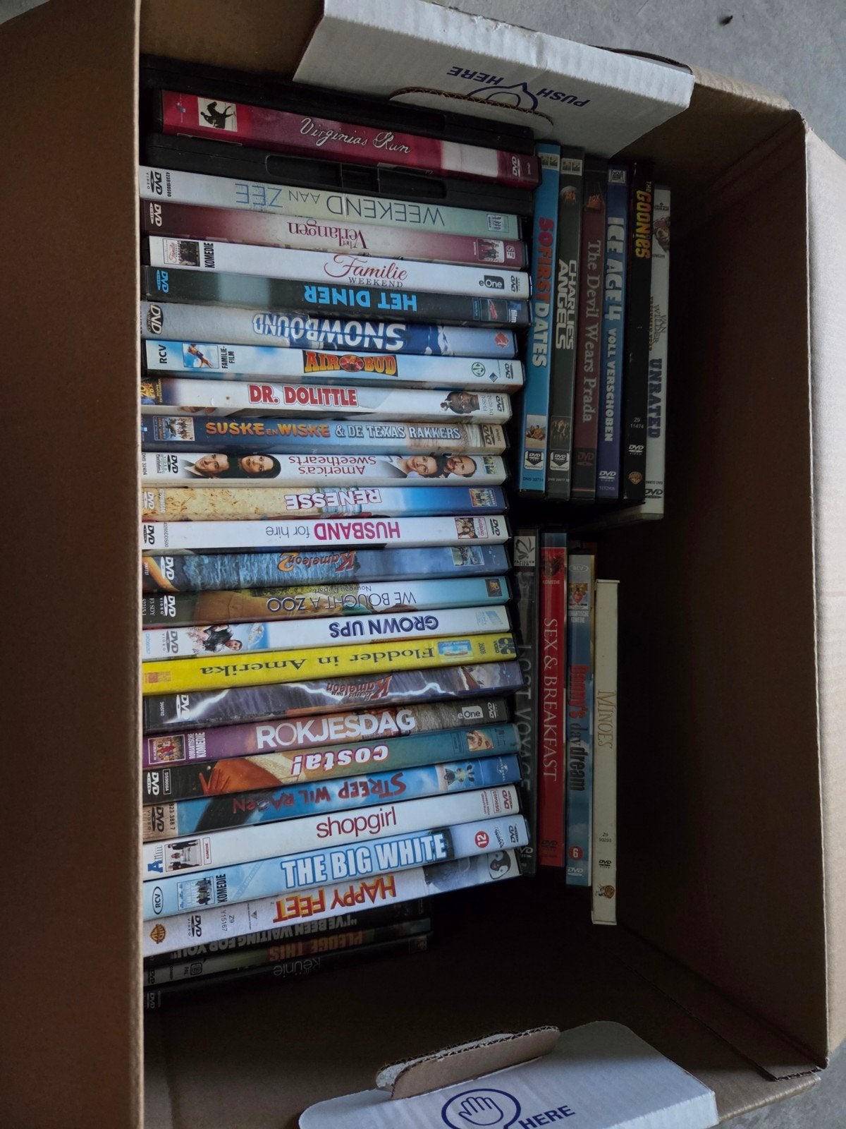 2 verhuisdozen vol met dvd's gratis, Alle leeftijden, Ophalen, Gebruikt