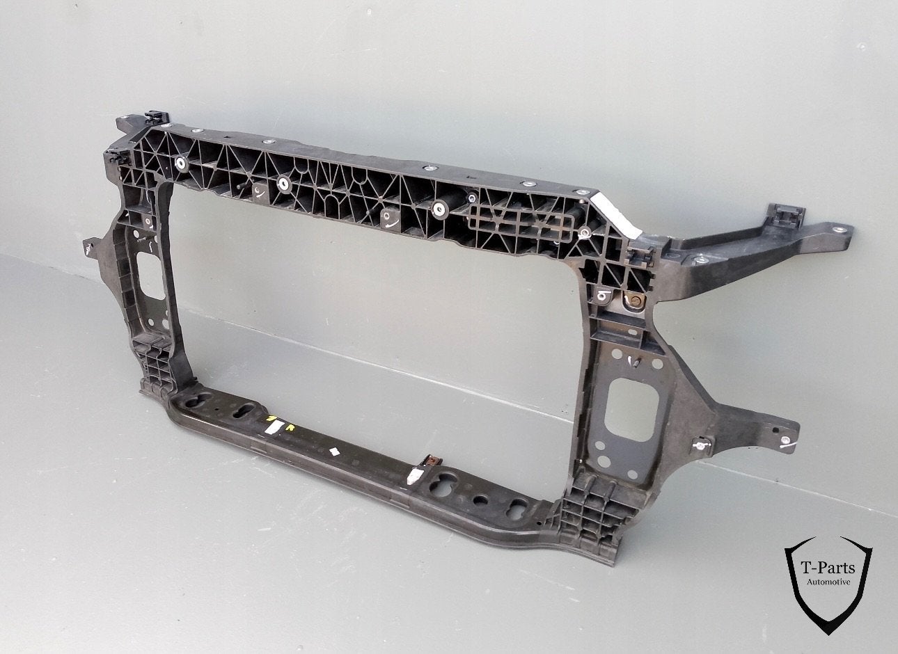 hyundai bayon voorfront front 64101Q0400 paneel 64101-Q0400, Heolleung-ro 12
06797  Seoul, Nieuw, Ophalen of Verzenden, Info@hyundai.com