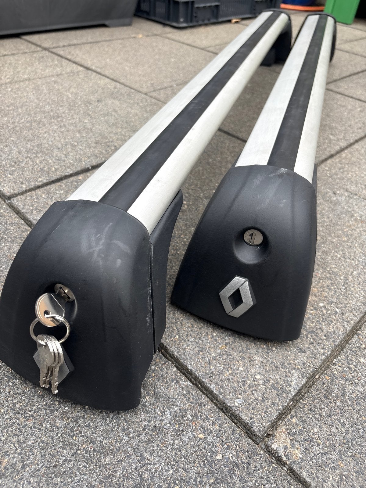 Renault megane 2020 dakdragers, Ophalen, Gebruikt