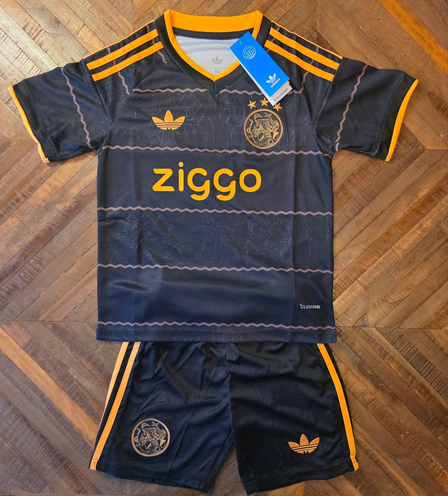 Ajax uit tenue 26/27 met sokken - Maten 122 t/m 176, Maat XS of kleiner, Ophalen of Verzenden, Nieuw, Set