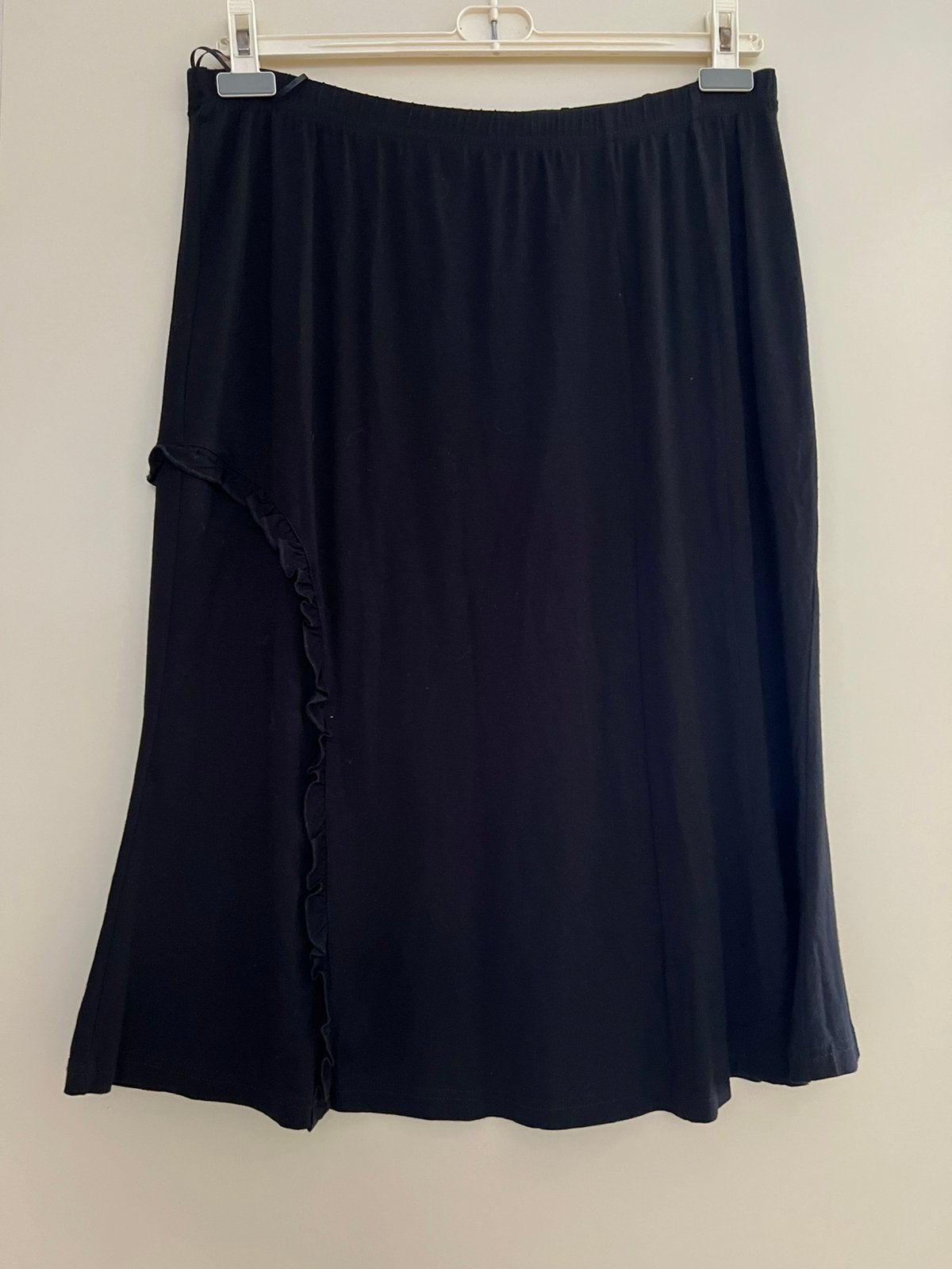 Yoek mooie zwarte rok/ maat 44-46/ elastische tailleband, Verzenden, Zwart, Maat 46/48 (XL) of groter, Zo goed als nieuw