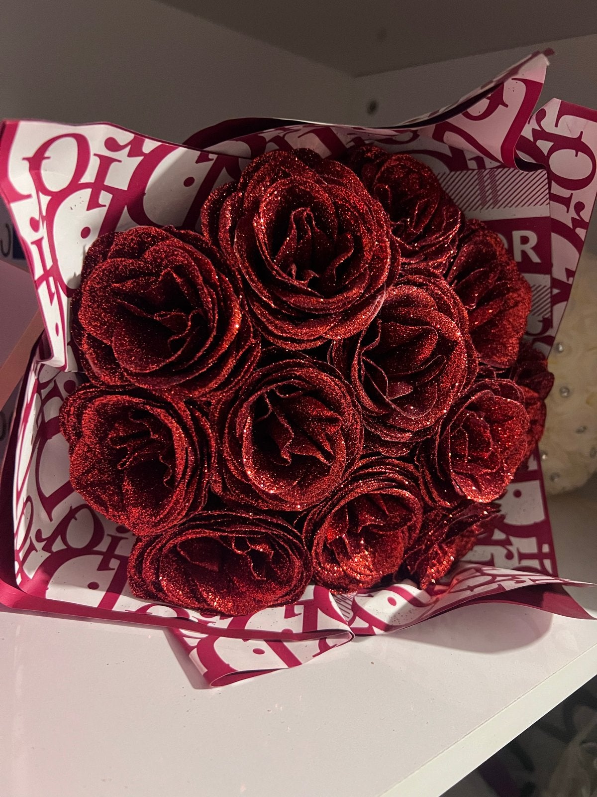 Glitter Rozen Boeket - Kunstbloemen met Hoes, Tuin en Terras, Ophalen of Verzenden, Bloeit niet