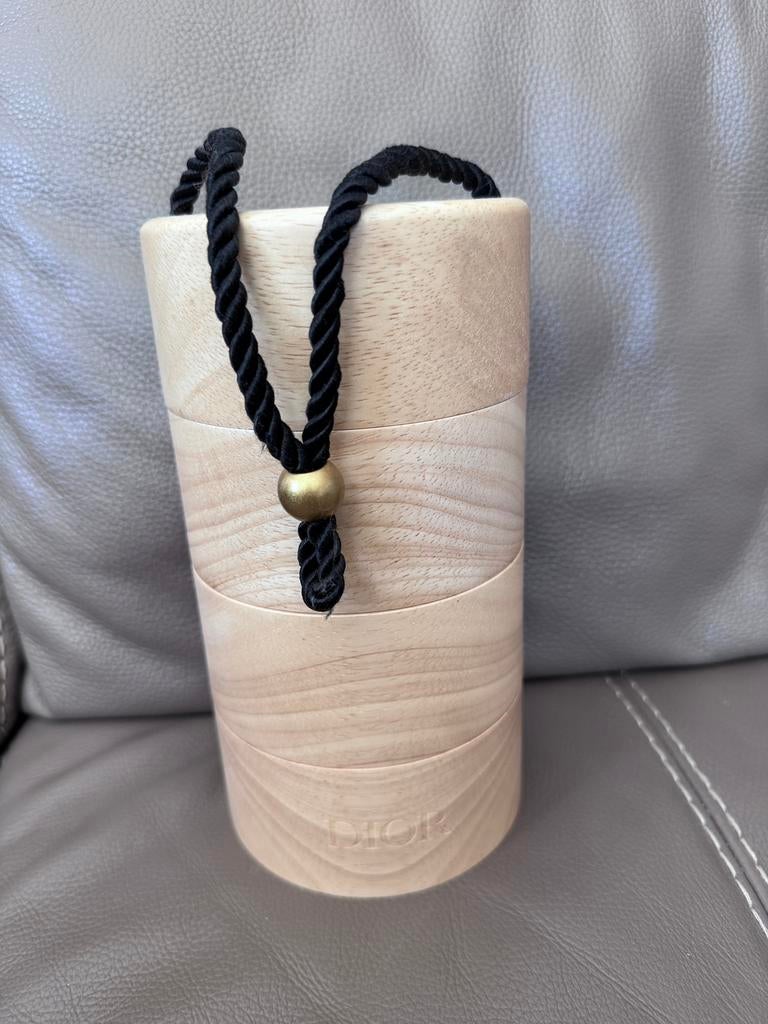 Dior multi-layer bamboo storage container / decorative box, Verzamelen, Overige Verzamelen, Zo goed als nieuw, Ophalen of Verzenden