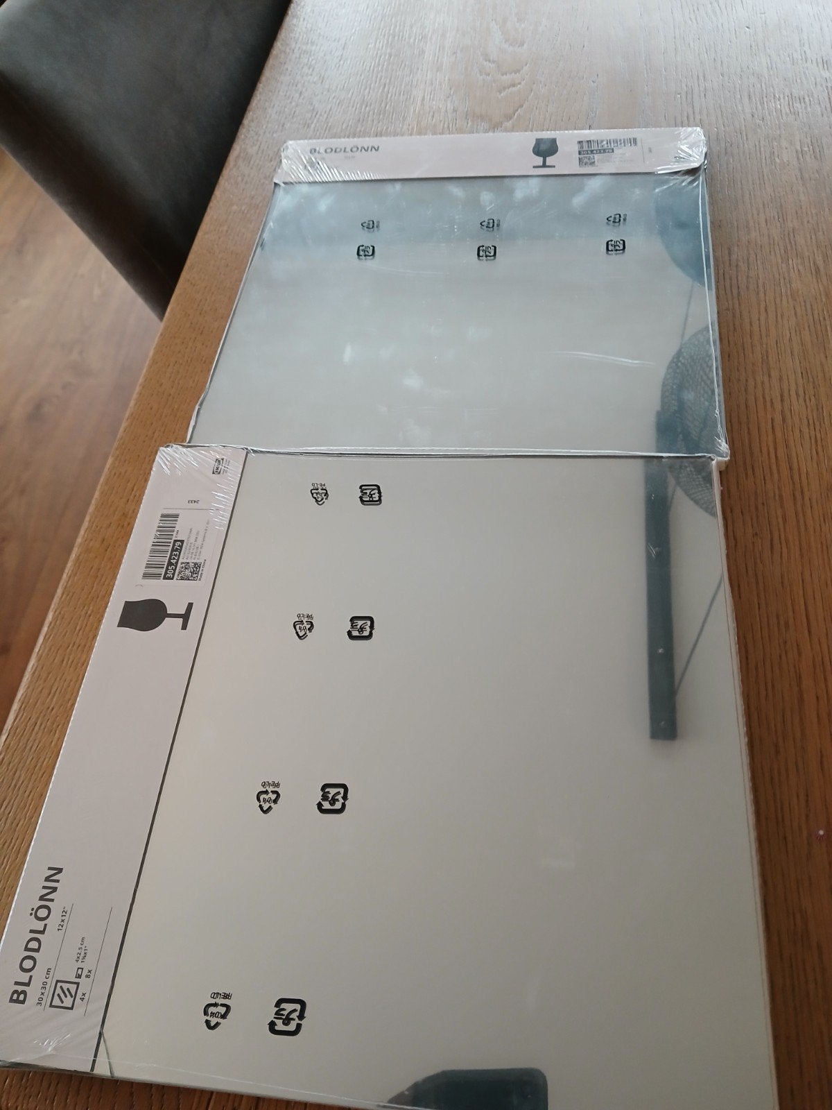 IKEA BLODLÖNN Spiegels, 30x30 cm, nieuw in verpakking, Huis en Inrichting, Minder dan 50 cm, Nieuw, Ophalen of Verzenden, Minder dan 100 cm