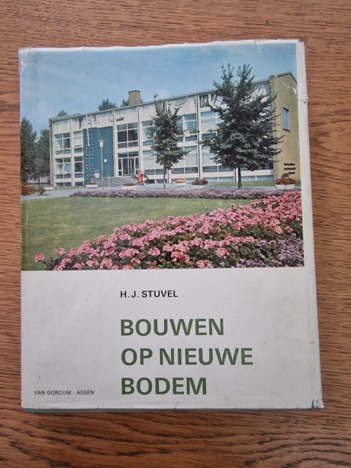 Bouwen op Nieuwe Bodem - H.J. Stuvel, Ophalen of Verzenden, 20e eeuw of later, Gelezen, H.J. Stuvel