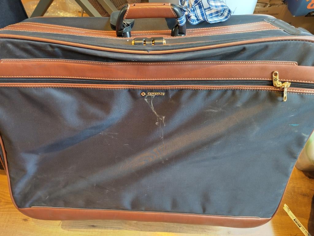 Koffer Samsonite groot gebruikt Maat 70 x50x24 cm, Ophalen, Overige materialen, Wieltjes, 45 tot 55 cm