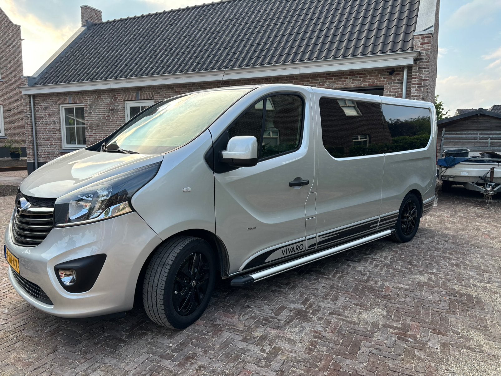 Opel Vivaro 1.6 Cdti 107KW 2018, Auto's, 145 pk, Euro 6, 4 cilinders, Metallic lak