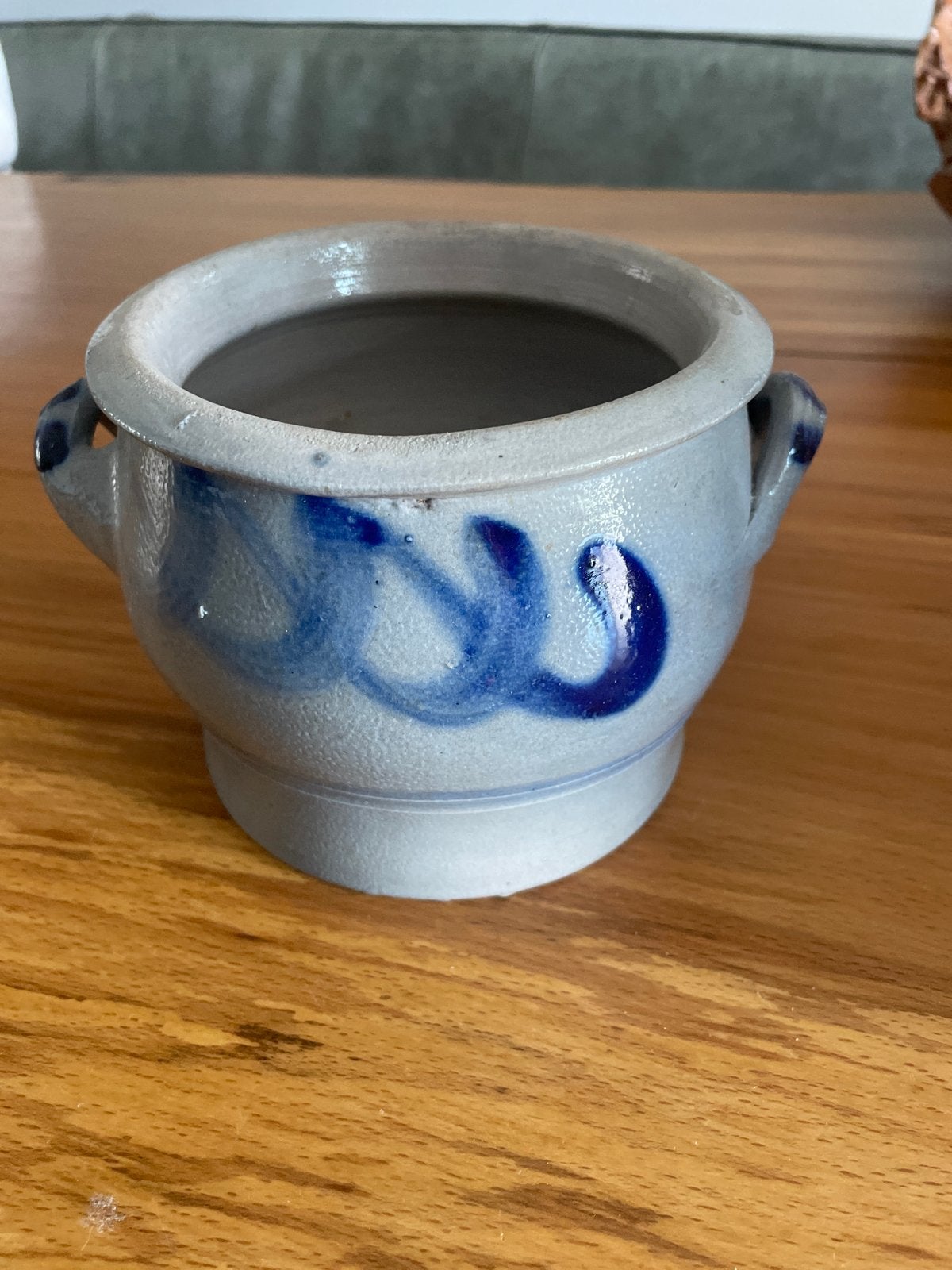 Antieke zoutglazuur aardewerk pot met blauw decor, Ophalen