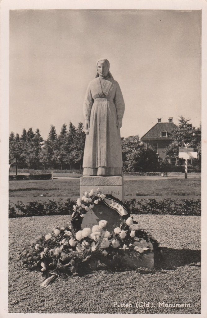 putten- monument, Ophalen of Verzenden, 1940 tot 1960, Gelderland
