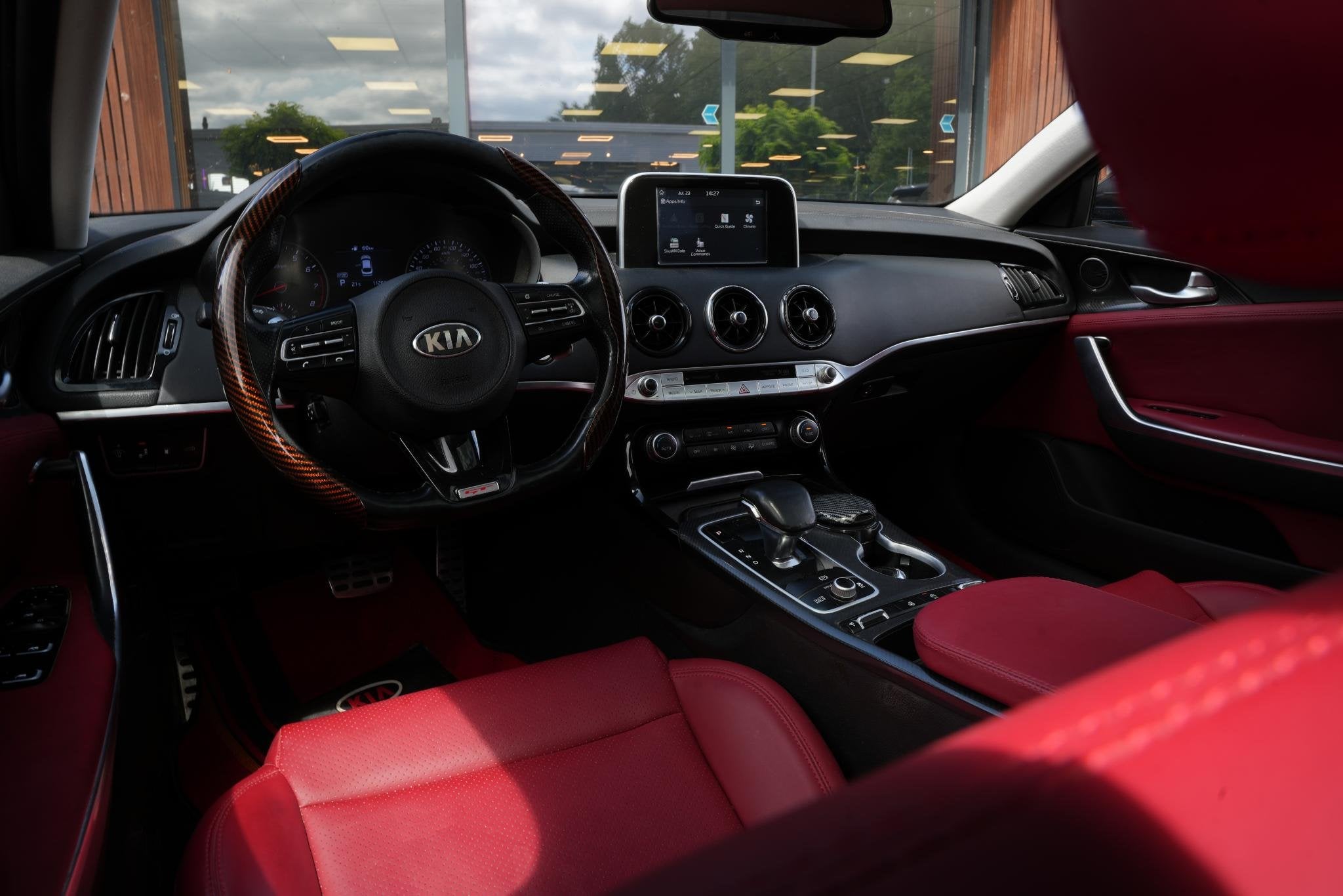 Kia Stinger 3.3 V6 T-GDI AWD GT Schuifdak Stoelverw. Leer Cr, Auto's, Gebruikt, 3342 cc, Zilver of Grijs, 6 cilinders