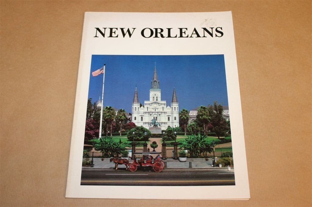 New Orleans 1988 — Gesigneerd Fotoboek Jazz en Stad, Europa, Ophalen of Verzenden, Reisgids of -boek, Gelezen