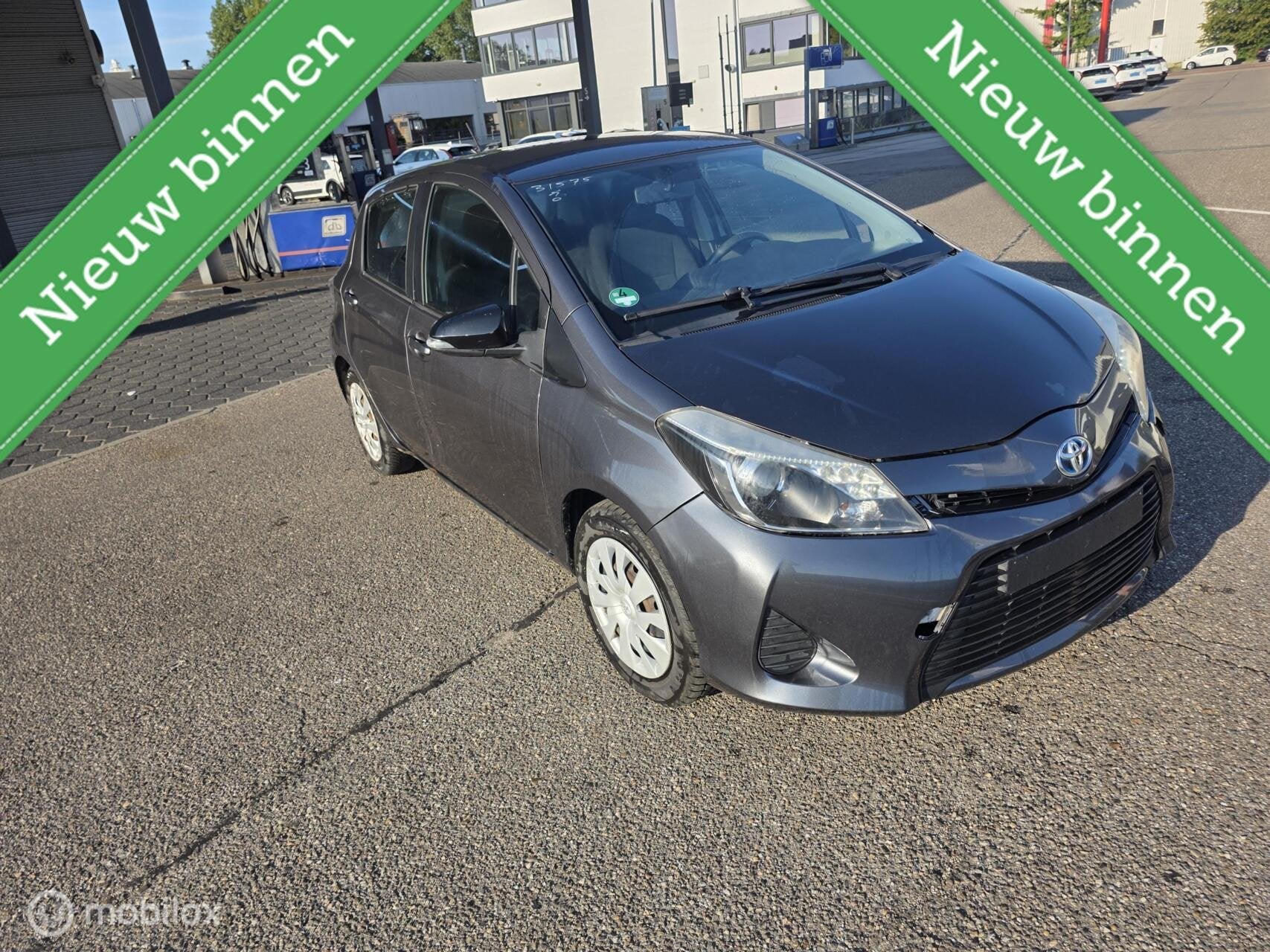 Toyota Yaris 1.5 Hybrid Dynamic Bi-Tone 2014Belgische kente, Auto's, 1497 cc, 4 cilinders, 23 km/l, Origineel Nederlands