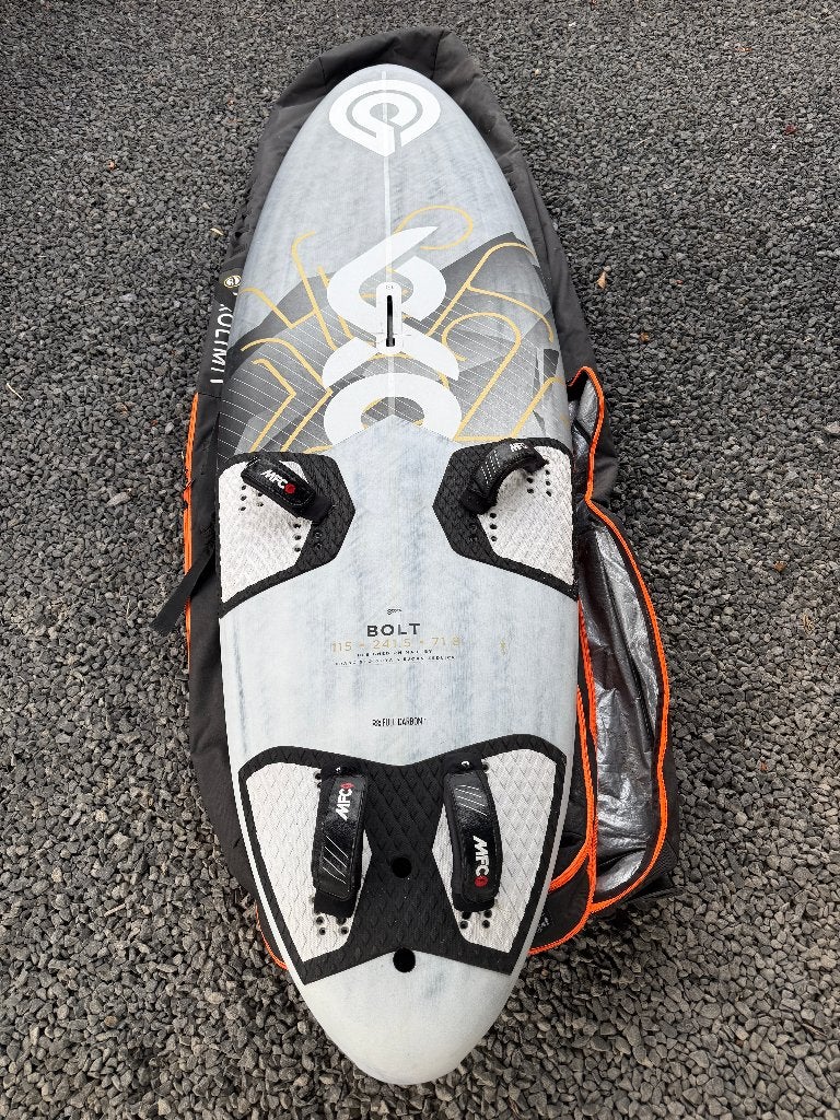 Goya Bolt Freerace 115, Watersport en Boten, Windsurfen, Gebruikt, Minder dan 250 cm, Plank, Met draagtas