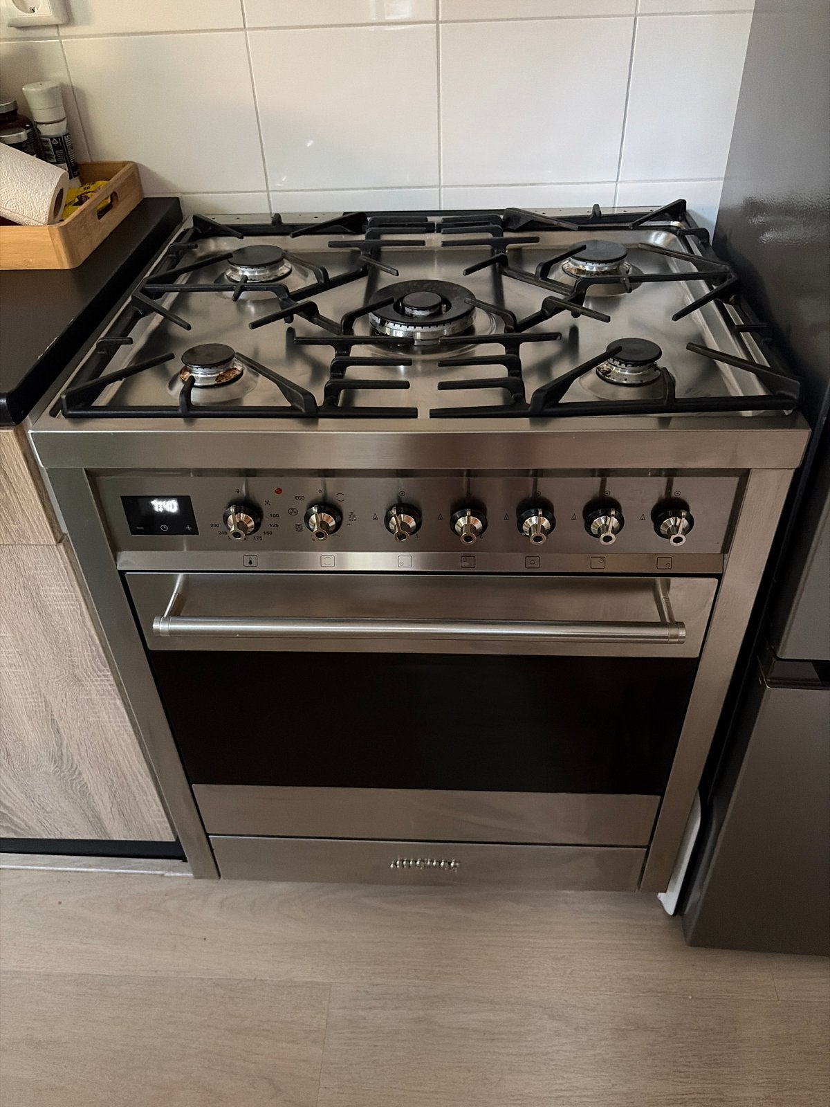 Smegg Fornuis met 5 pits Gas Kookplaat en Oven - RVS, Ophalen, Gebruikt, Hete lucht, 60 cm of meer