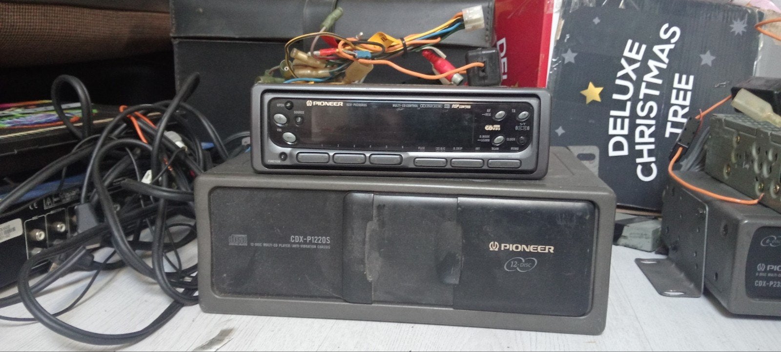 Pioneer KEH -P8200RDS   2 stuks met wisselaar, Ophalen