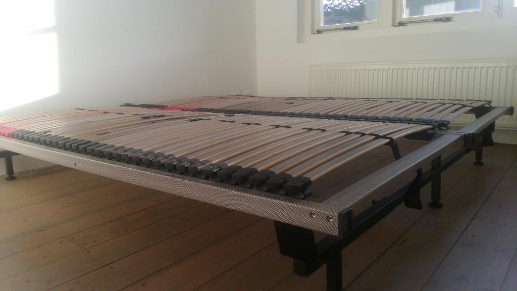 Swiss Sense twee lattenbodems Classic samen met potenset., Huis en Inrichting, Slaapkamer | Matrassen en Bedbodems, Ophalen, Gebruikt