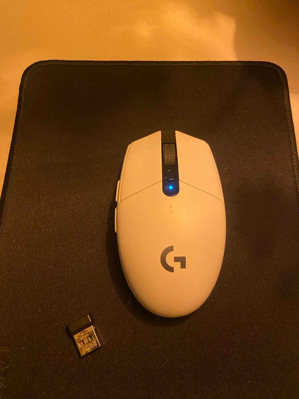 Logitech G305 Lightspeed Draadloze Gaming Muis Wit, Rechtshandig, Muis, Gebruikt, Gaming muis