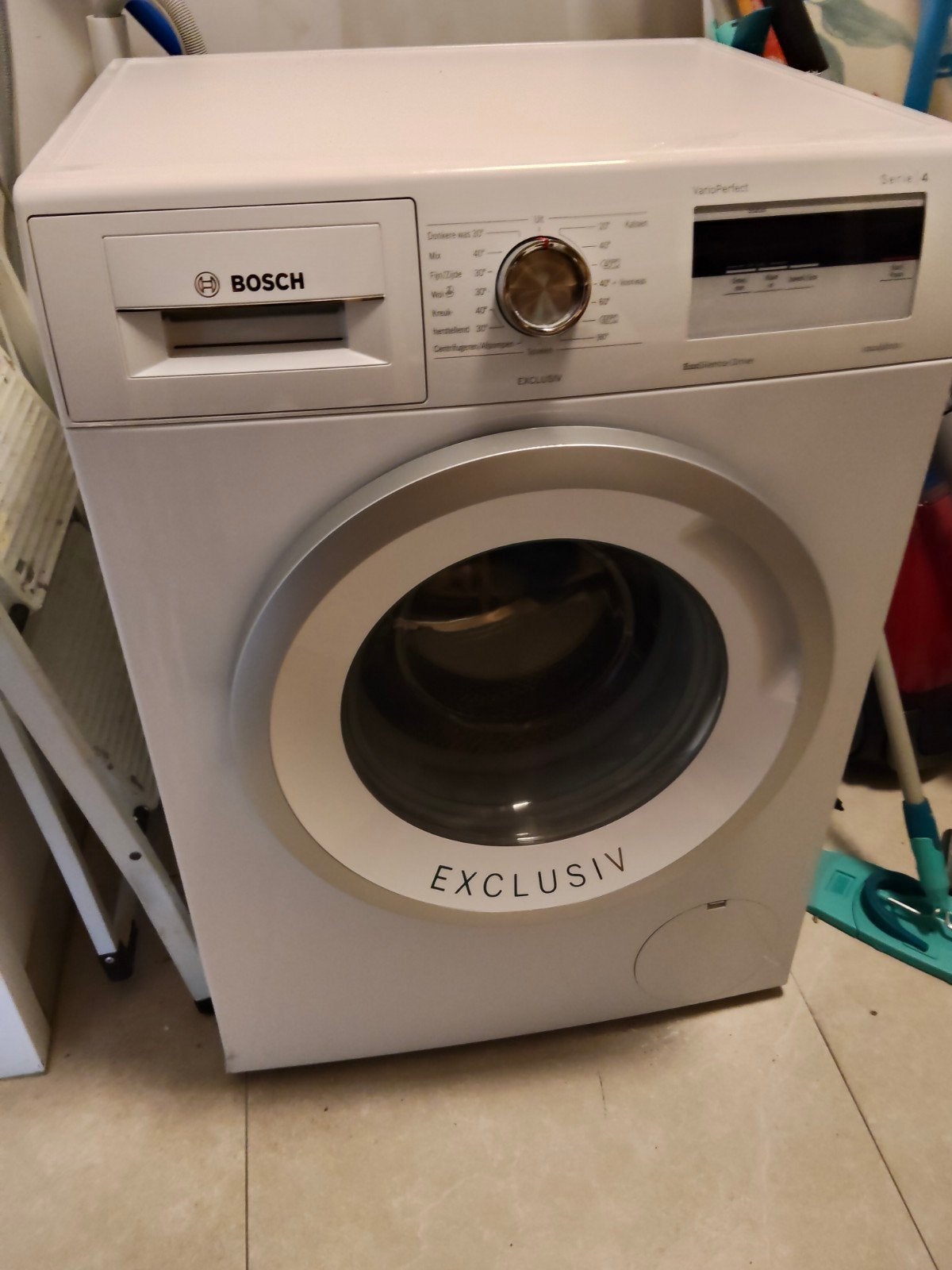 Bosch wasmachine  varioperfect serie 4 85 x 60 x  60 cm, Ophalen, Energieklasse A of zuiniger, Zo goed als nieuw, Voorlader