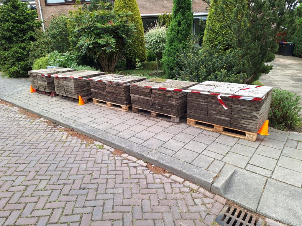 Grindtegels en betontegels gratis af te halen, Tuin en Terras, Ophalen of Verzenden, Gebruikt, Beton, Terrastegels