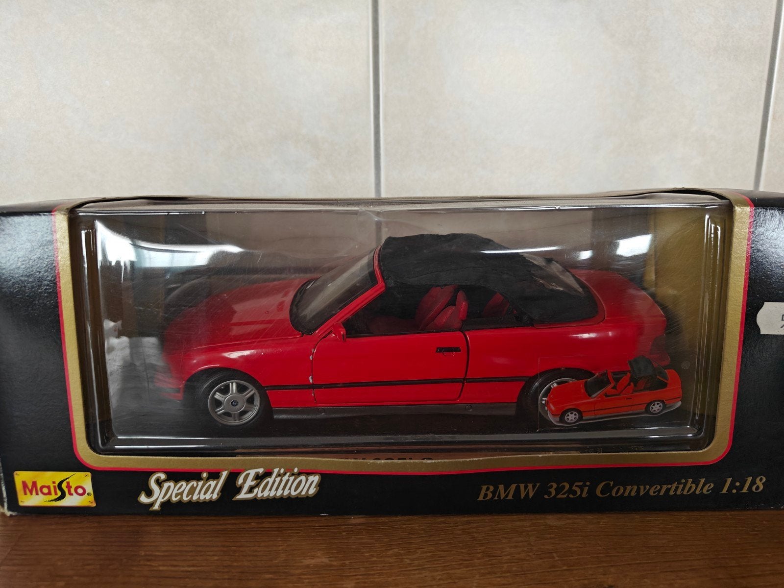 BMW E36 Cabrio 1:18 Maisto, Ophalen of Verzenden, Maisto