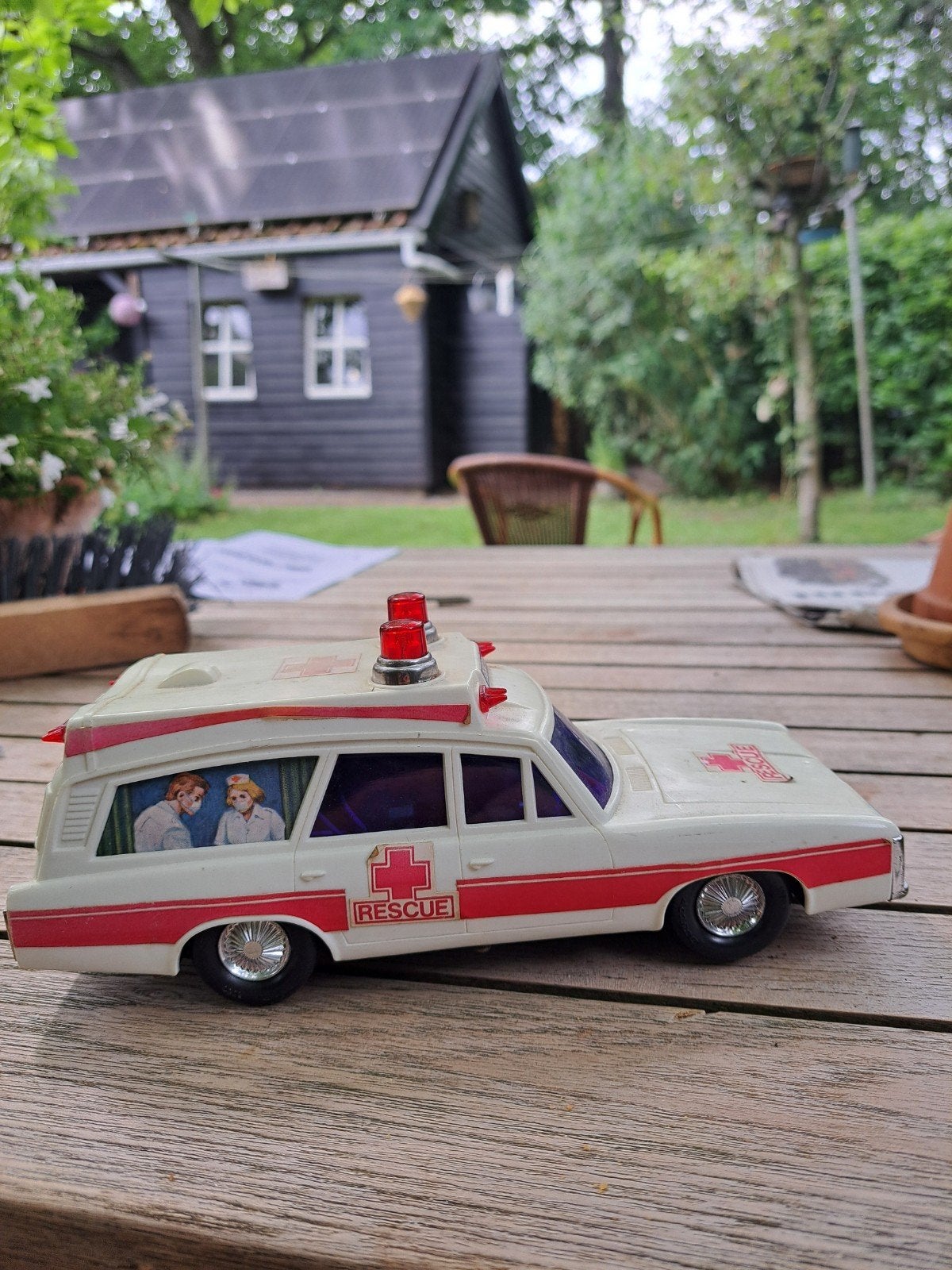 Vintage ambulance jaren '70, Made in Hong Kong, werkend, Ophalen of Verzenden, Gebruikt