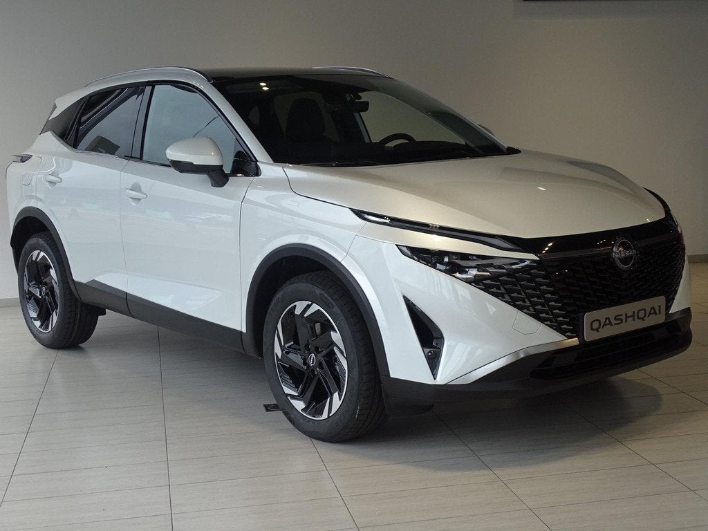 Nissan Qashqai 1.3 MHEV 158 Xtronic Automaat N-Connecta | Pa, Auto's, Nissan, Stof, 4 cilinders, Met garantie (alle), Wit