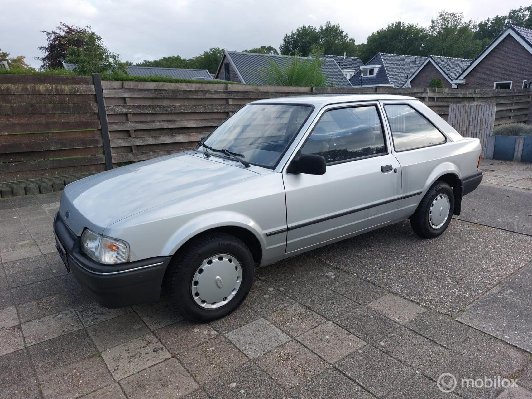 Ford Escort Automaat 1986 Belastingvrij, Automaat, Escort, Gebruikt, Overige carrosserieën