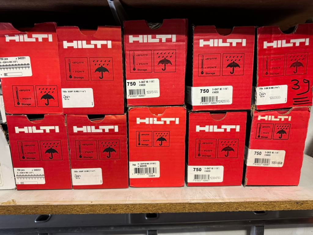 Partij hilti nagels, Ophalen, Nieuw