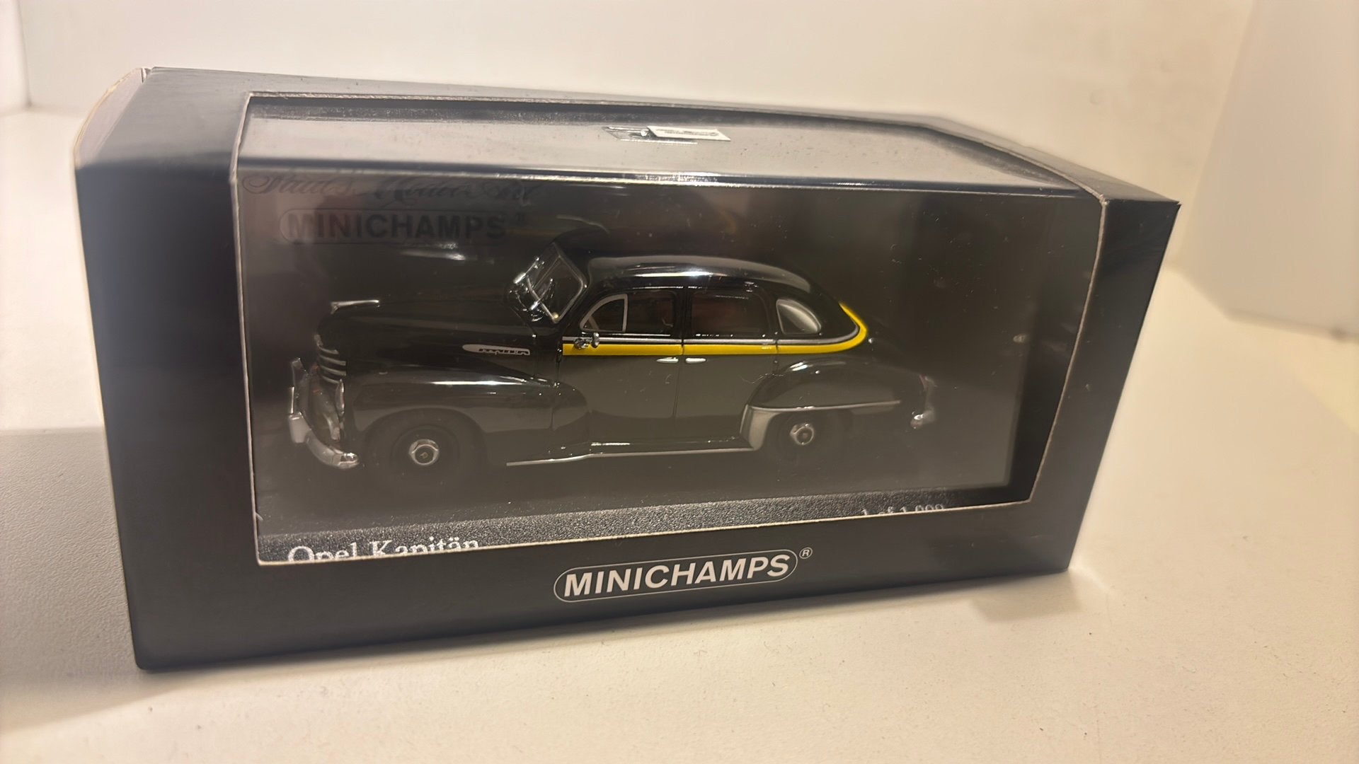 Opel kapitan taxi minichamps 1.43, Auto, Ophalen of Verzenden, MiniChamps, A