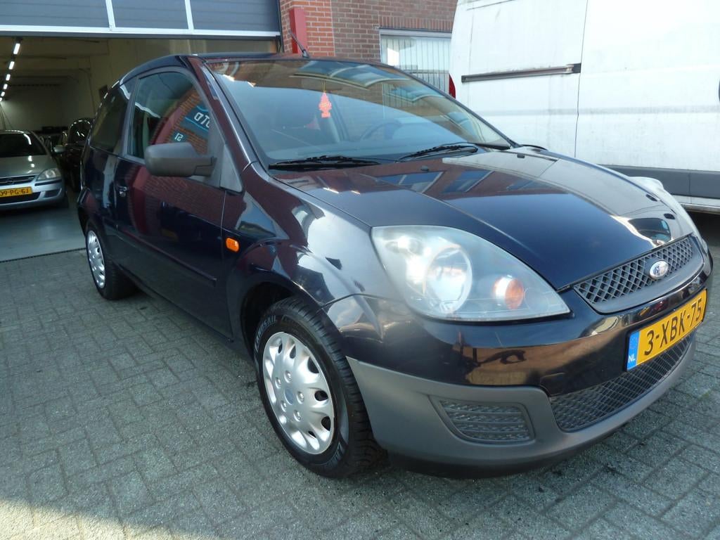 Ford Fiesta 1.3-8V Style nw apk onderhoud bonnen, 4 cilinders, Blauw, Bedrijf, Handgeschakeld