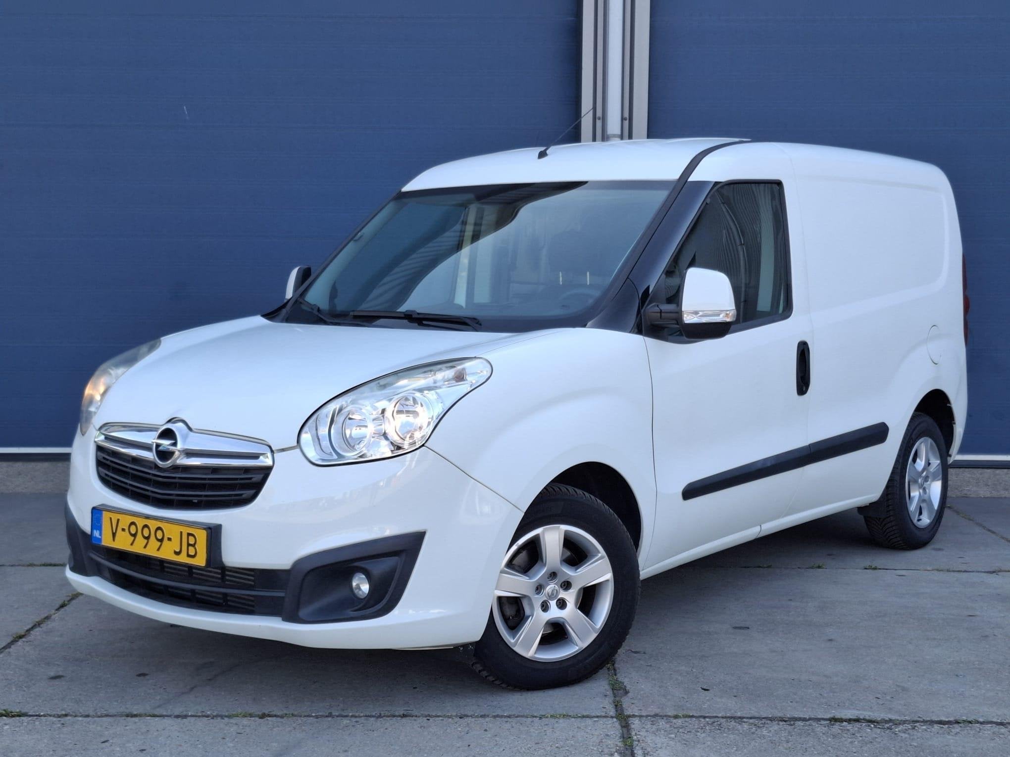 Opel Combo 1.6 CDTi L1H1 Sport CAMERA / EURO 6 / CARPLAY / A, Auto's, Voorwielaandrijving, Stof, Gebruikt, 4 cilinders