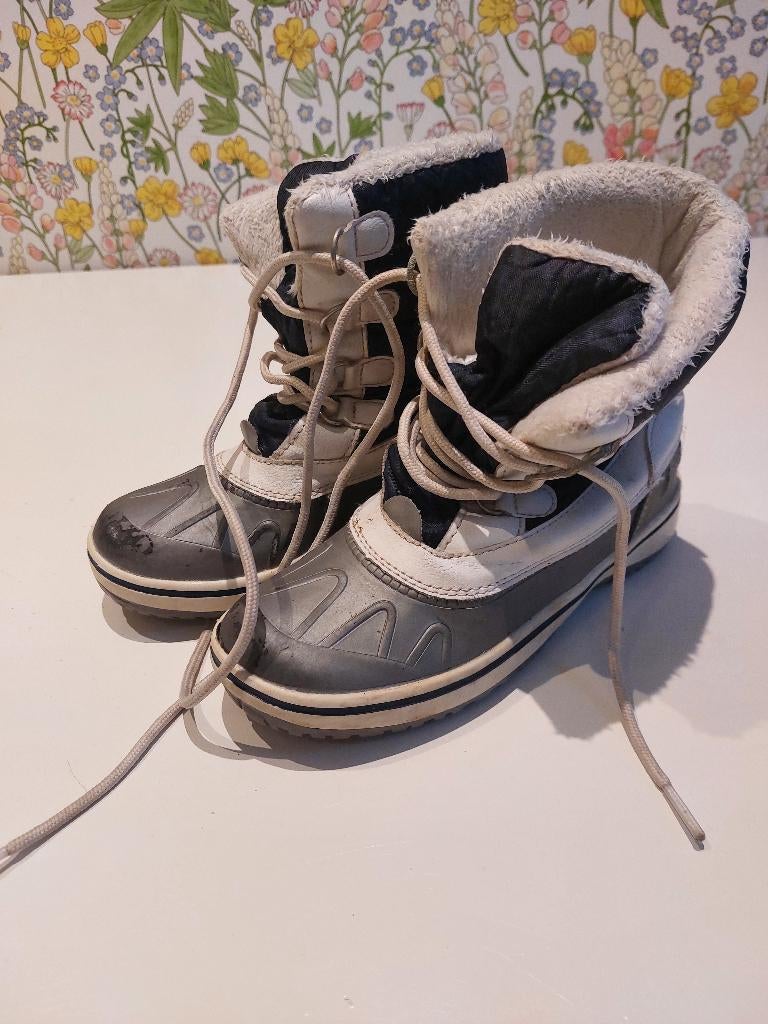 Kindersnowboots Maat 33, Gebruikt, Jongen of Meisje, Ophalen of Verzenden, Laarzen