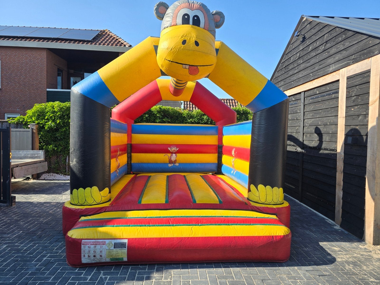 Springkussen aap met blower 5x4, Kinderen en Baby's, Speelgoed | Buiten | Springkussens, Ophalen, Gebruikt