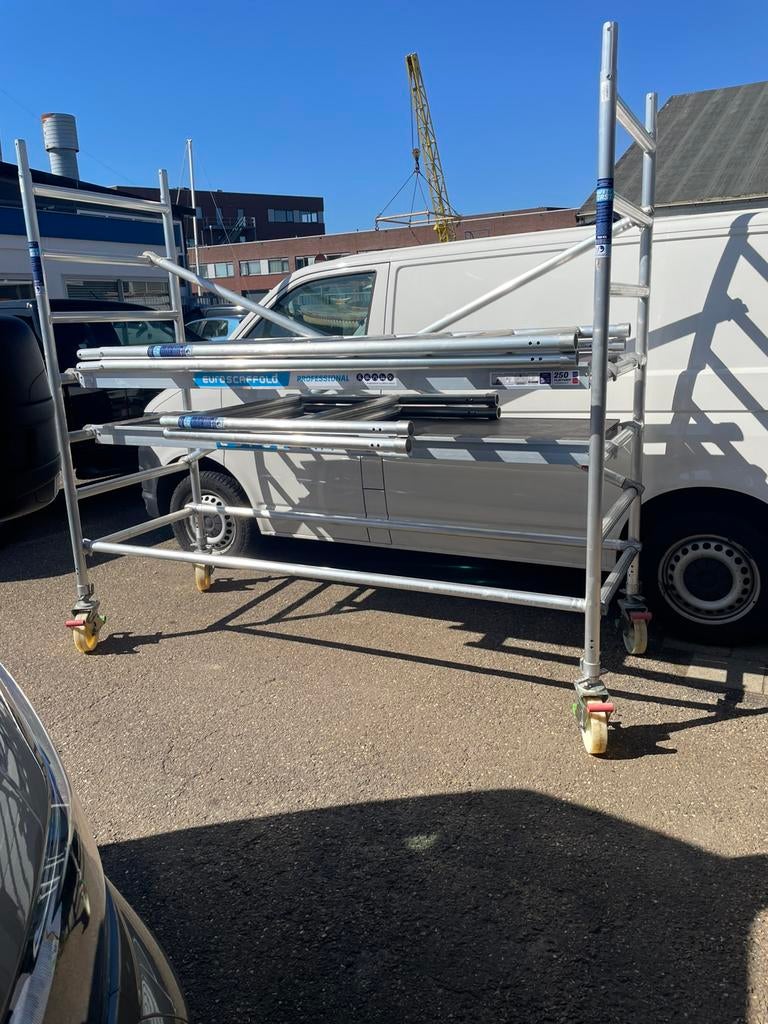 Rolsteiger 90x250 wh. 6,2 meter, Doe-het-zelf en Verbouw, Steigers, Ophalen, Zo goed als nieuw, Rolsteiger of Kamersteiger, 5 meter of hoger
