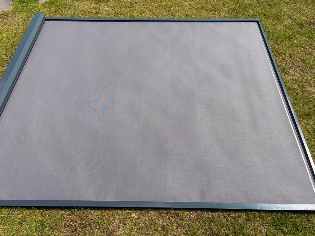 Electrische zipscreen antraciet 207x 257 (bxh) met afstandsb, Ophalen, Zo goed als nieuw