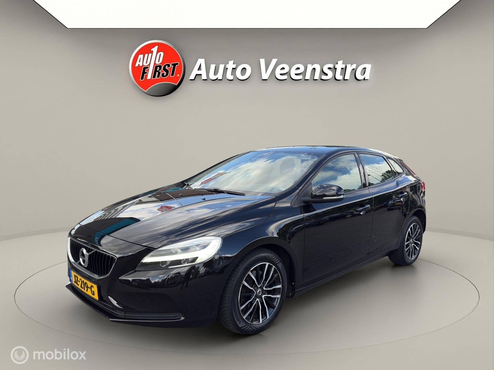 Volvo V40 2.0 T2 Nordic+|STOEL.VERW|LED|PDC|BLUETOOTH|, Voorwielaandrijving, Stof, Gebruikt, 4 cilinders