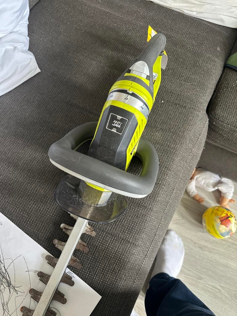 Ryobi ONE+ Heggenschaar OHT1850H - Accu, Ophalen of Verzenden, Gebruikt, Accu